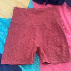 Beyond yoga space dye Women's High-Waist rust / ochre Bike Shorts XL